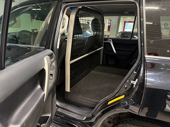 Toyota Land Cruiser 21 of 26