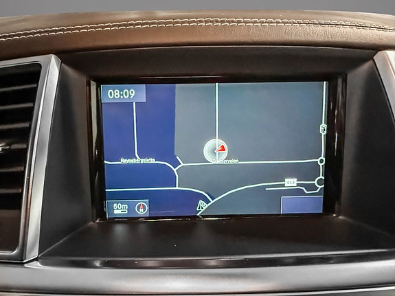 Mercedes-Benz ML350 18 of 30