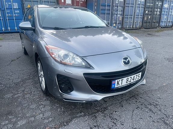 Mazda 3 2 of 12