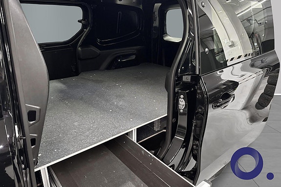 Mercedes-Benz eCitan 13 of 17