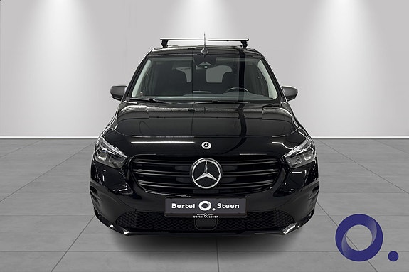 Mercedes-Benz eCitan 2 of 17