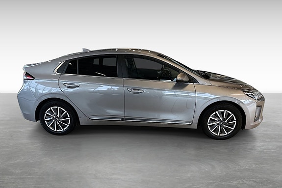Hyundai IONIQ 6 of 22