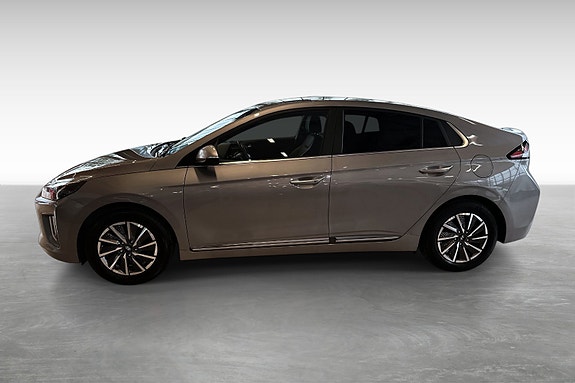 Hyundai IONIQ 2 of 22
