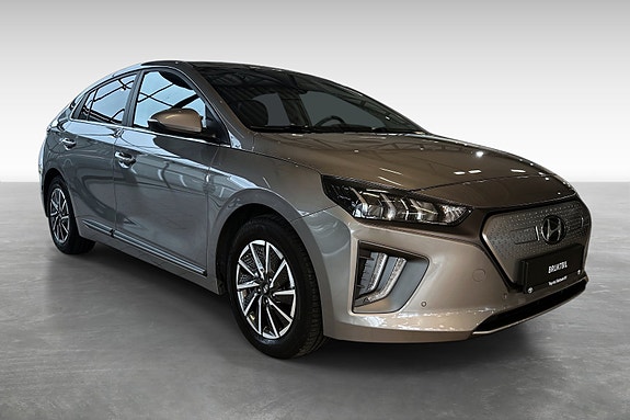 Hyundai IONIQ 7 of 22