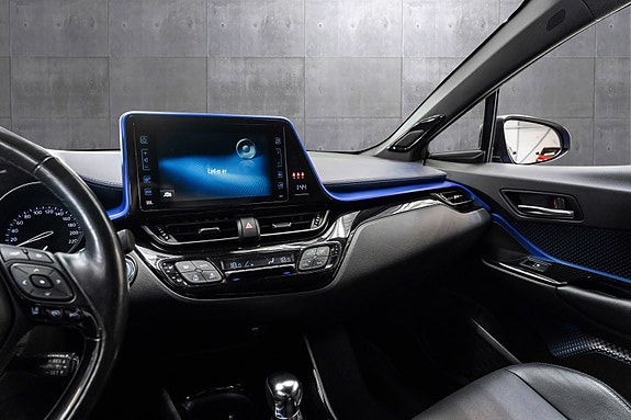 Toyota C-HR 22 of 25