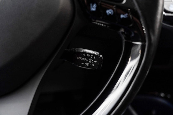 Toyota C-HR 18 of 25