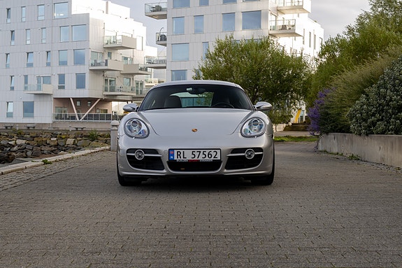 Porsche Cayman 2 of 12