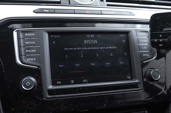 Volkswagen Passat Alltrack 15 of 26