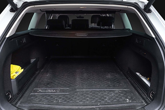 Volkswagen Passat Alltrack 25 of 26