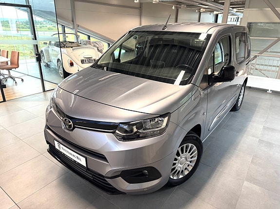Toyota Proace City 2 of 14