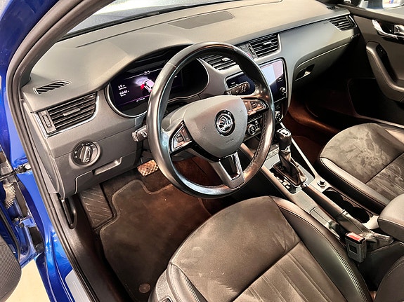 Skoda Octavia 17 of 29