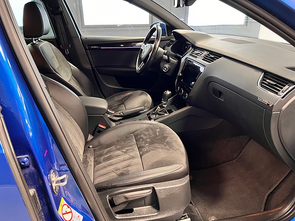 Skoda Octavia 14 of 29