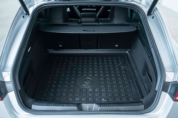 Mercedes-Benz CLA35 27 of 27