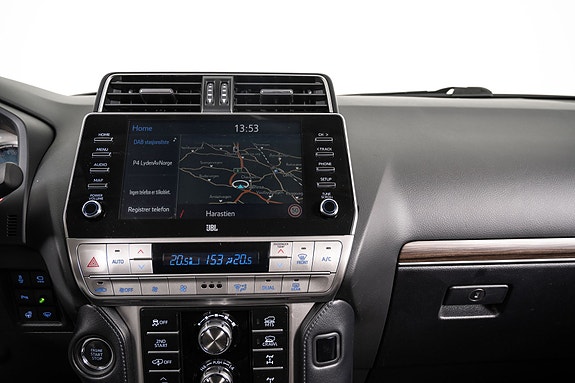 Toyota Land Cruiser 17 of 30
