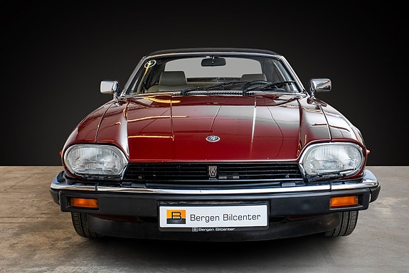Jaguar XJS 2 of 18