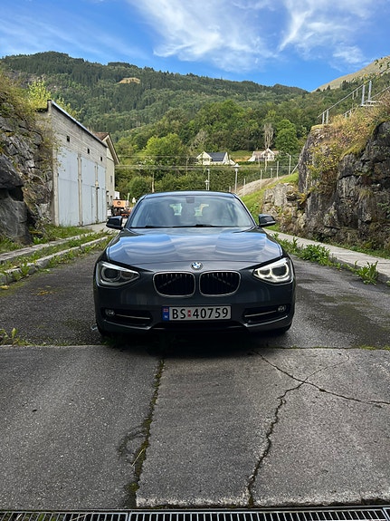 BMW 116d 3 of 29