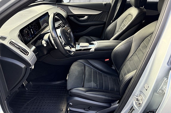 Mercedes-Benz EQC400 13 of 19