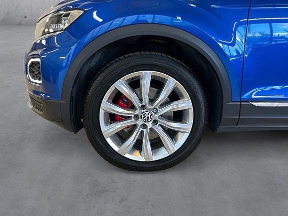 Volkswagen T-Roc 9 of 30