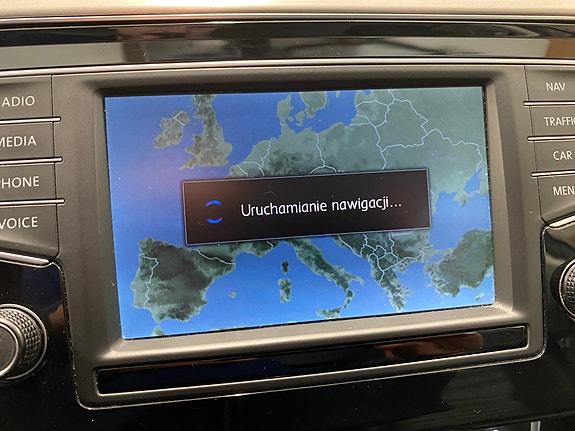 Volkswagen Passat 17 of 18