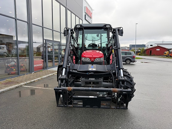 Massey Ferguson 3625 2 of 4