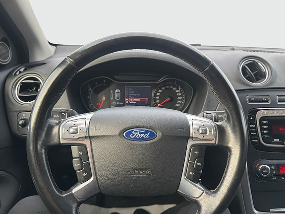 Ford Mondeo 19 of 20