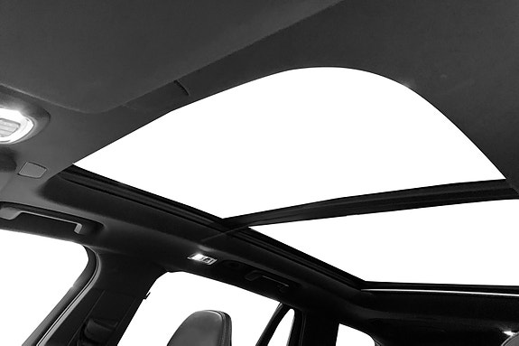 Volvo XC90 4 of 15