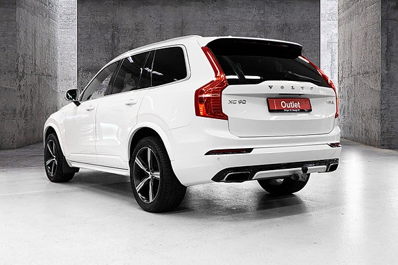 Volvo XC90 9 of 15