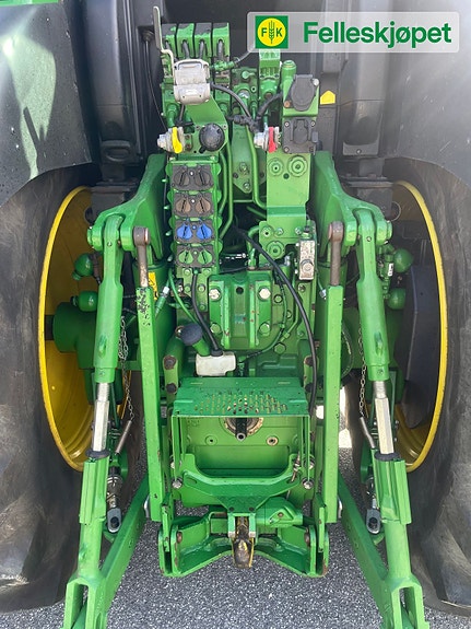 John Deere 6250R 50 KM Ultimate front hydr og pto, auto trac ready, luftbrems++ 15 of 22