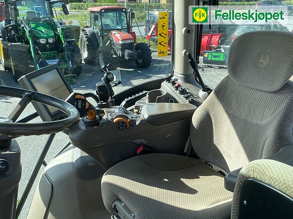 John Deere 6250R 50 KM Ultimate front hydr og pto, auto trac ready, luftbrems++ 18 of 22