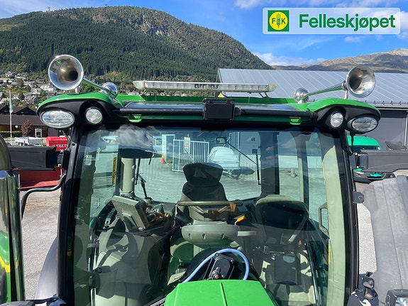 John Deere 6250R 50 KM Ultimate front hydr og pto, auto trac ready, luftbrems++ 5 of 22
