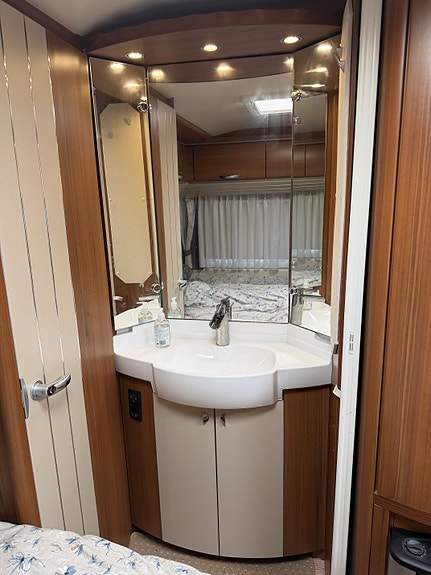 Hobby 560 CFe Premium 20 of 20
