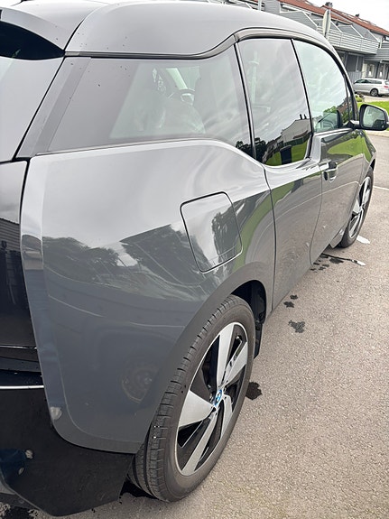 BMW i3 3 of 10