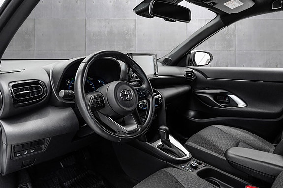 Toyota Yaris Cross 17 of 22