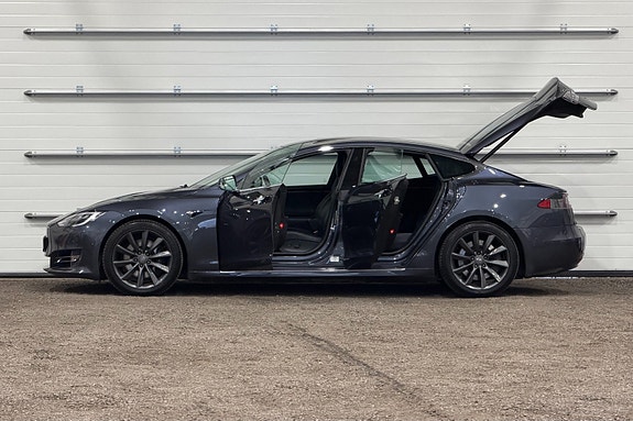 Tesla Model S 6 of 30