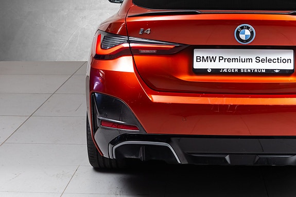 BMW i4 9 of 30