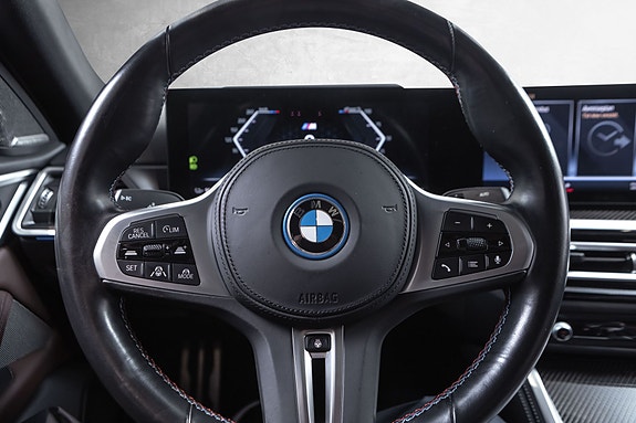 BMW i4 10 of 30