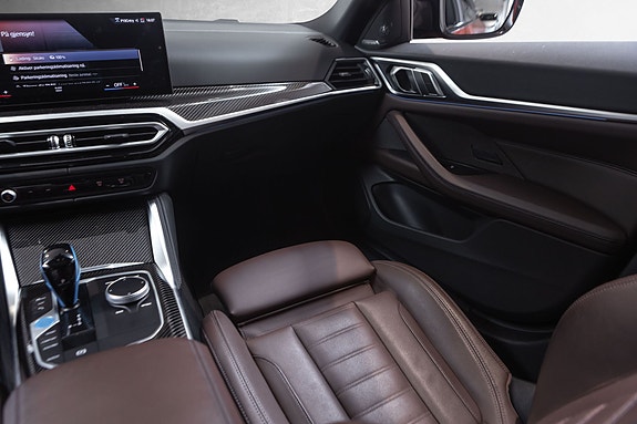BMW i4 30 of 30
