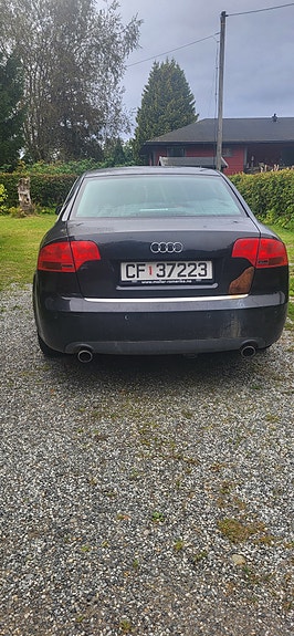 Audi A4 4 of 17