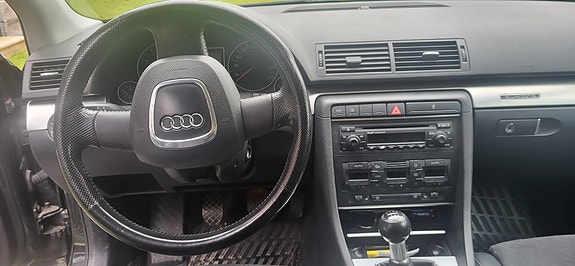 Audi A4 13 of 17