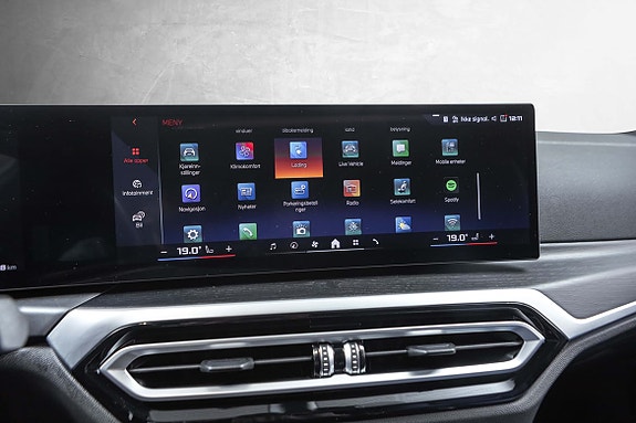 BMW i4 19 of 30