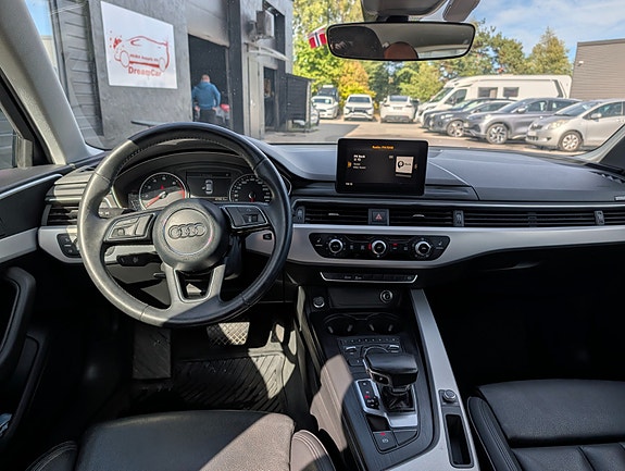 Audi A4 12 of 23