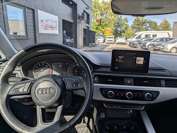 Audi A4 13 of 23