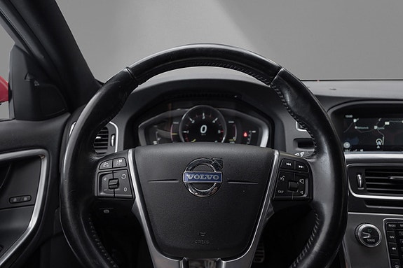Volvo V60 19 of 25