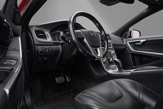 Volvo V60 16 of 25