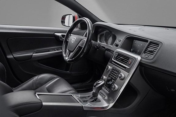 Volvo V60 25 of 25