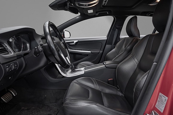 Volvo V60 10 of 25