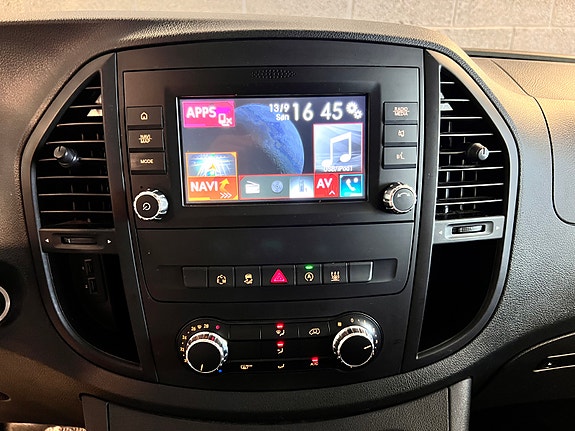 Mercedes-Benz Vito 22 of 24