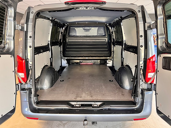 Mercedes-Benz Vito 10 of 24