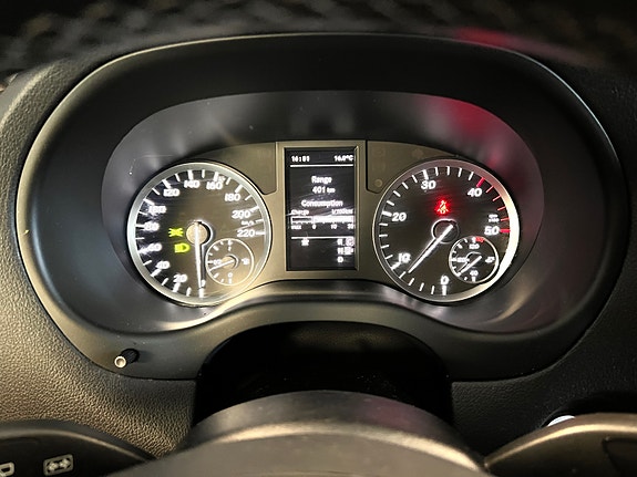Mercedes-Benz Vito 18 of 24