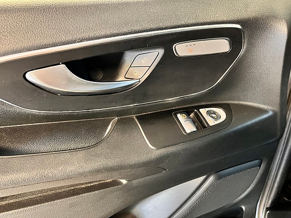 Mercedes-Benz Vito 24 of 24